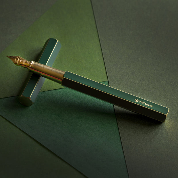 Classic Revolve-Fountain Pen (Green M)