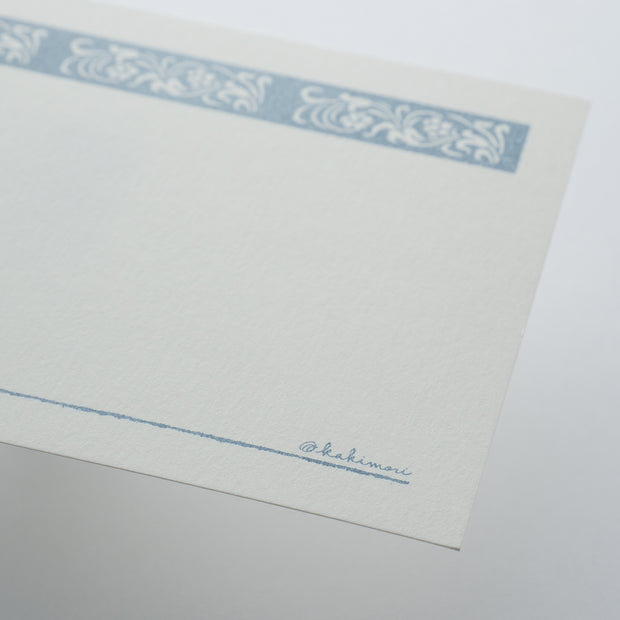 Single note Floral Blue grey