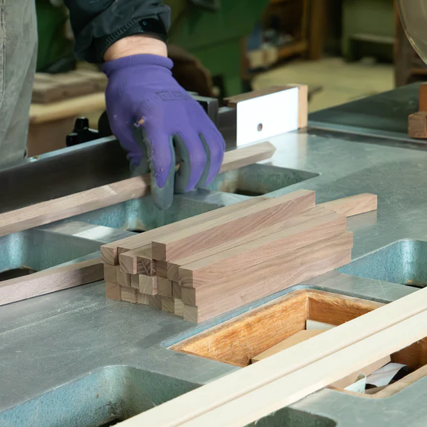 Nib holder Walnut