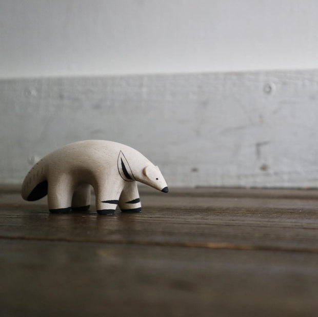 Pole pole wooden animal Anteater