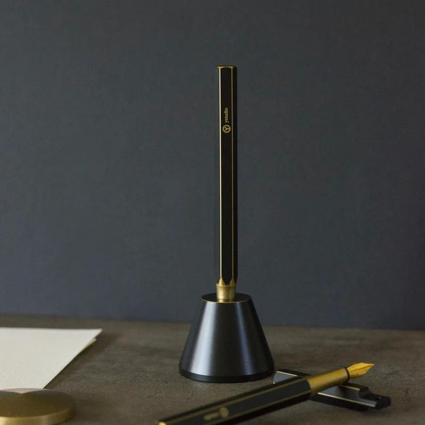 Classic Revolve-Desk Fountain Pen(Black M)