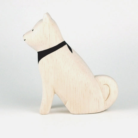 Pole pole wooden animal Akita dog