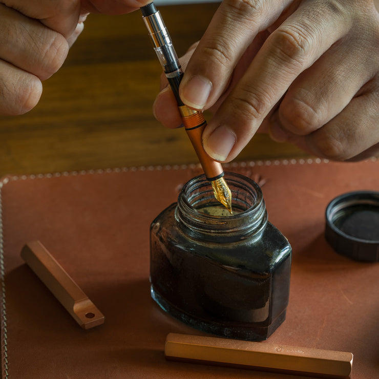 Classic Revolve-Portable Fountain Pen(Copper F)