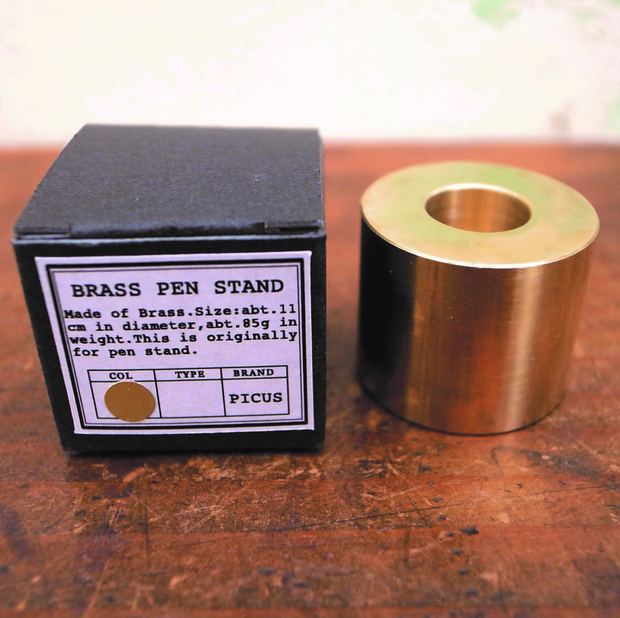 BRASS PEN STAND SOLID
