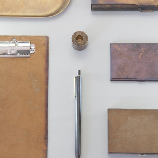 BRASS PEN STAND RUST